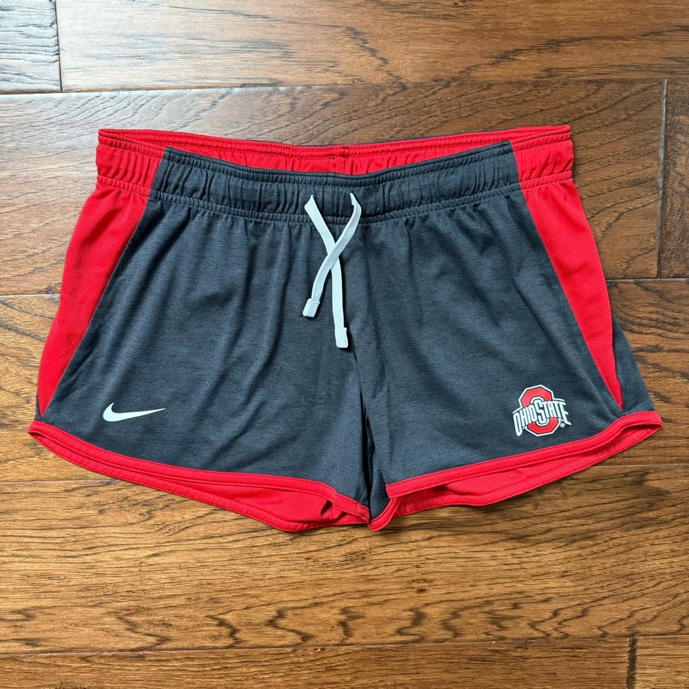 Nike Ohio State Womens Reversible Athletic Shorts Red Gray NCAA OSU 3” Inseam